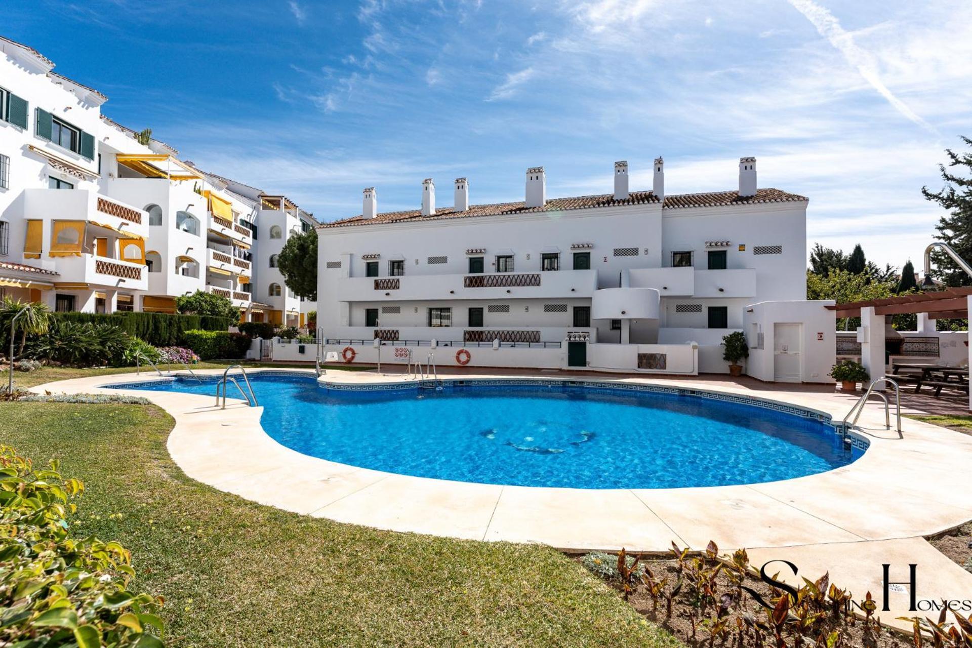 Poolside 2 Bedroom Retreat Appartement *